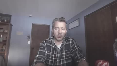 chrisw8121 online show from March 2026 11:19:02 PM