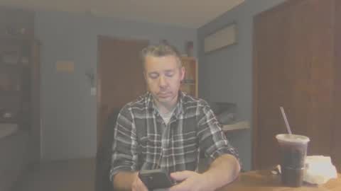 chrisw8121 online show from April 2026 04:06:02 AM