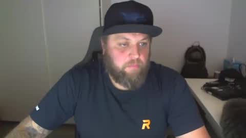 Snapshot of chrizz80 chatting on December 2024 02:24:02 PM Chrizz online show from December 2024 02:24:02 PM