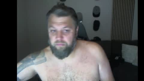 Snapshot of chrizz80 chatting on October 2025 05:15:02 AM Chrizz online show from October 2025 05:15:02 AM