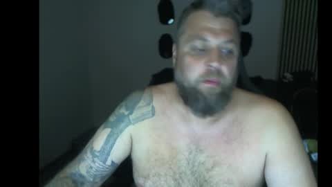 Snapshot of chrizz80 chatting on October 2025 11:16:01 PM Chrizz online show from October 2025 11:16:01 PM