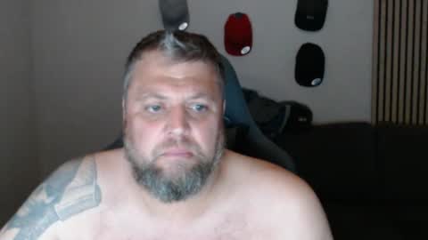 Snapshot of chrizz80 chatting on June 2026 09:39:01 PM Chrizz online show from June 2026 09:39:01 PM