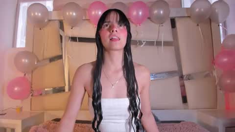 instagram chrystaljade.1 online show from October 2025 01:34:01 PM