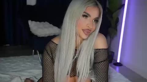 Snapshot of chrystalcade chatting on June 2026 08:44:01 PM Chrystal online show from June 2026 08:44:01 PM