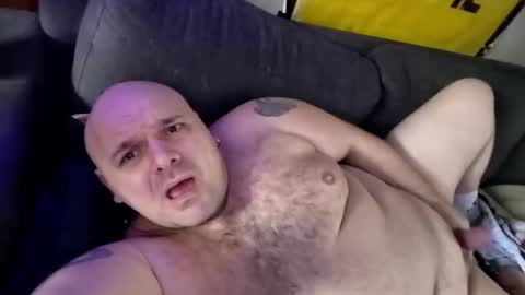 chubbyman40 online show from January 2026 09:03:02 AM