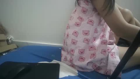 Snapshot of chuppyrose chatting on April 2026 03:06:01 AM chuppyrose online show from April 2026 03:06:01 AM