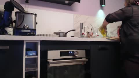 Jessica online show from April 2026 12:19:02 AM