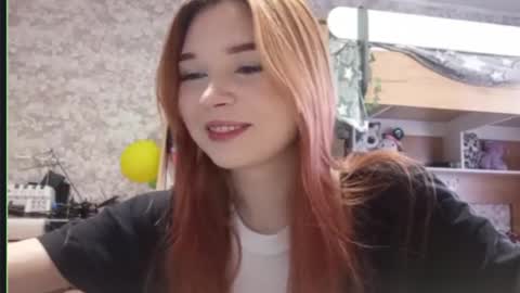 Hello Eva here   Help me to make 100 thumbs up 333 online show from October 2025 09:10:01 AM