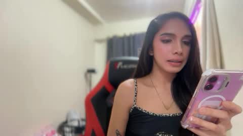 Snapshot of cici_02 chatting on February 2026 03:33:01 PM call me Cici online show from February 2026 03:33:01 PM