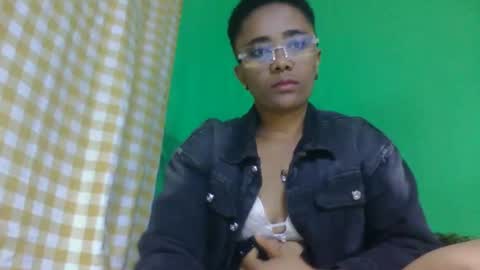 Snapshot of ciciazzhh chatting on May 2026 11:16:01 AM ciciazzhh online show from May 2026 11:16:01 AM