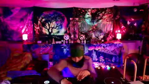 Erick Duzzit online show from July 2026 05:44:01 AM