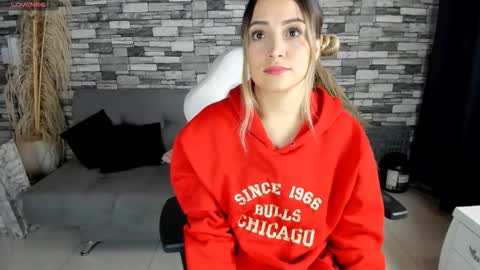 Ciindy Lovers online show from October 2025 05:20:02 PM