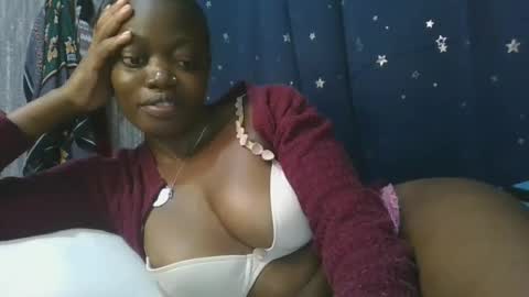 cilia petite online show from February 2025 07:10:01 PM