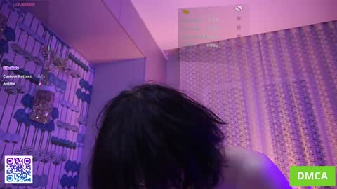   L  online show from December 2025 08:02:01 PM