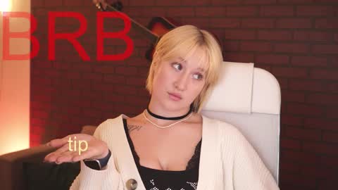 Cin Bellamy online show from September 2025 07:01:01 AM