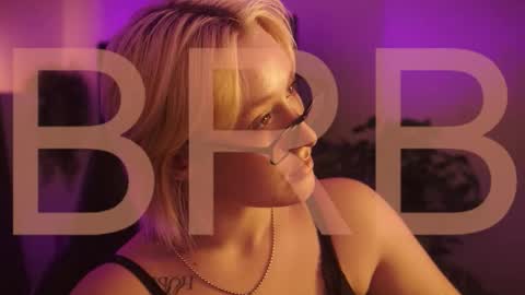 Cin Bellamy online show from October 2025 02:59:02 AM