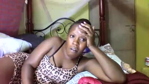 Snapshot of cinddy_14 chatting on December 2024 06:39:02 PM cinddy 14 online show from December 2024 06:39:02 PM