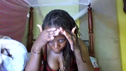 Snapshot of cinddy_14 chatting on December 2024 06:03:02 AM cinddy 14 online show from December 2024 06:03:02 AM