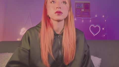 Sofi Eva and Mey online show from April 2026 02:31:01 AM