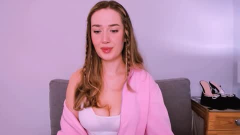 Snapshot of cindyprettywomen chatting on May 2026 04:37:01 PM cindyprettywomen online show from May 2026 04:37:01 PM