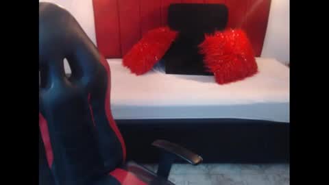 Cindy online show from November 2025 02:05:01 PM