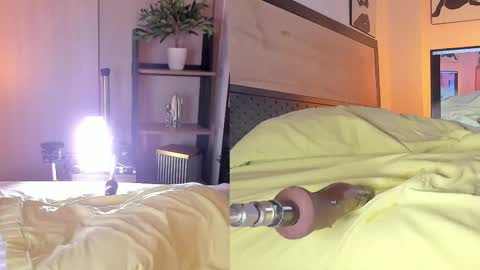 Amber online show from September 2025 08:44:02 PM