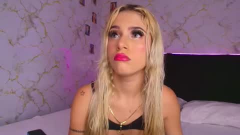 Snapshot of cinniaa_ chatting on June 2026 08:57:02 PM cinniaa online show from June 2026 08:57:02 PM