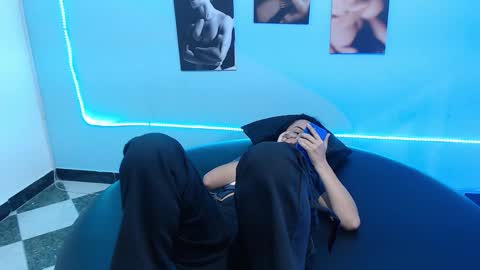 Cinthya online show from March 2026 06:34:01 PM