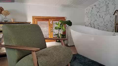 Shara online show from November 2025 10:04:02 AM