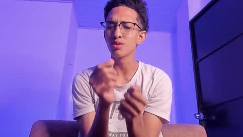 cj_davis1 online show from December 2025 01:27:01 PM