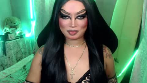 Snapshot of cj_parker69 chatting on June 2026 03:23:01 PM QUEEN CESS online show from June 2026 03:23:01 PM