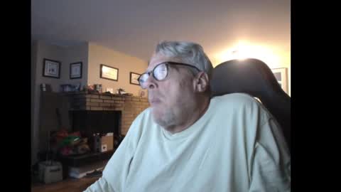 Snapshot of cjscout chatting on December 2024 07:31:01 AM cjscout online show from December 2024 07:31:01 AM