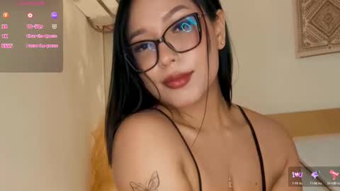 Claire 3 online show from September 2025 02:44:02 AM