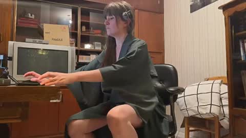 Claire Moulin online show from May 2026 09:12:01 PM