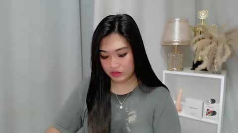 CLAIRE online show from May 2026 05:12:01 AM