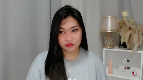 CLAIRE online show from May 2026 04:30:02 AM