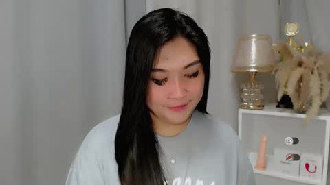 CLAIRE online show from May 2026 04:51:01 AM