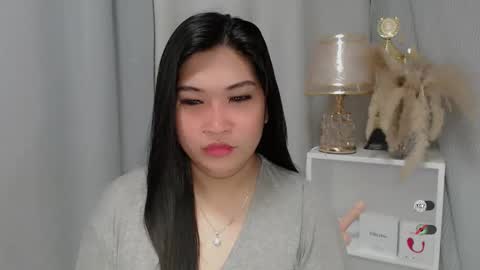 CLAIRE online show from May 2026 04:29:02 AM