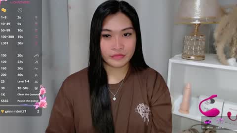 Snapshot of claire_wntr chatting on July 2026 06:08:02 AM CLAIRE online show from July 2026 06:08:02 AM