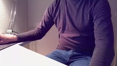 clamshive7 online show from November 2025 01:44:01 AM