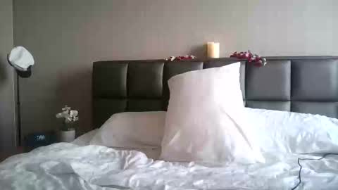 Snapshot of claralafontaine chatting on February 2026 07:30:01 AM claralafontaine online show from February 2026 07:30:01 AM