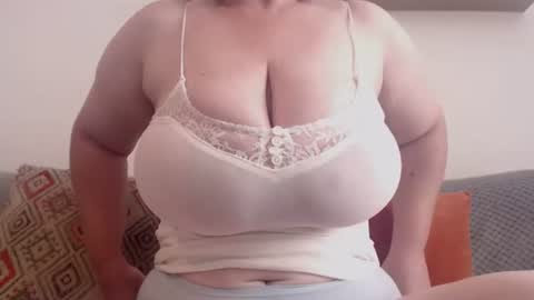Snapshot of claralollipop chatting on July 2026 02:56:02 PM Clara online show from July 2026 02:56:02 PM