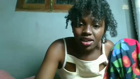 clarisse98 online show from October 2025 05:58:02 PM