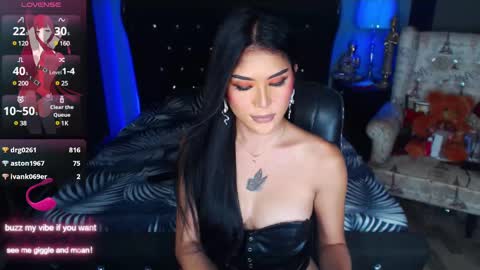 Clariza online show from December 2024 12:02:01 PM