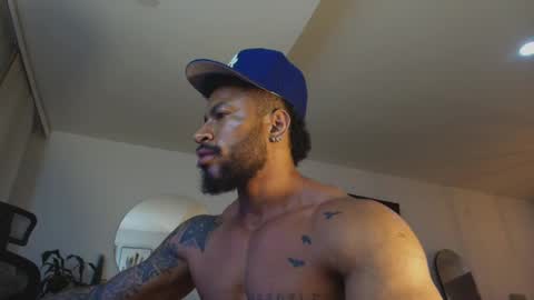 Snapshot of clark_strong chatting on May 2026 12:29:02 AM clark_strong online show from May 2026 12:29:02 AM