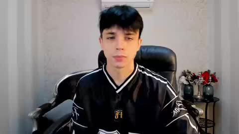 Clark online show from March 2026 07:47:02 AM