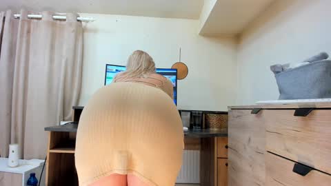 Deea xxx online show from February 2026 01:37:02 AM