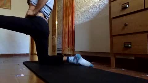 claudi779 online show from November 2025 09:53:01 AM