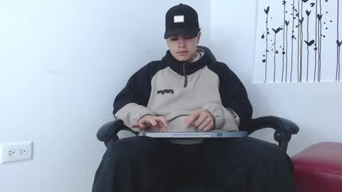    online show from March 2025 03:59:02 PM