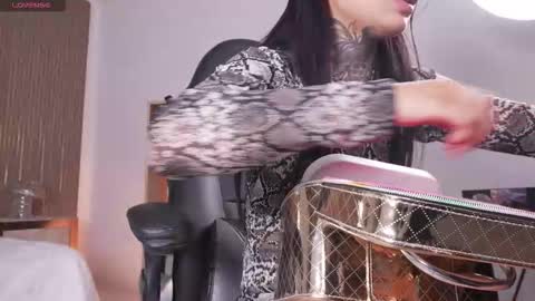 Cleo Adams online show from February 2026 05:07:02 AM